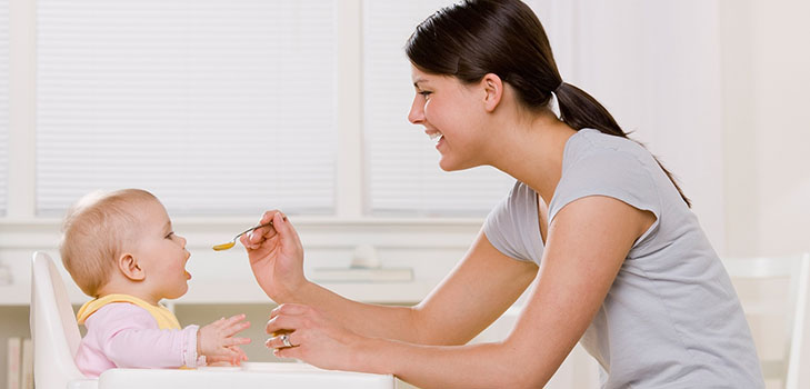Voorbeeldmenu voor het kind in 6,7-10 maanden