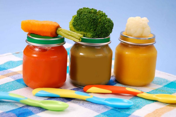 Voorbeeldmenu voor het kind in 6,7-10 maanden