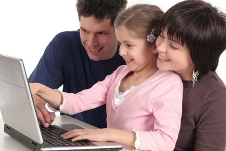 Het probleem van kinderspellen: ouders en leraren, verenigt u!