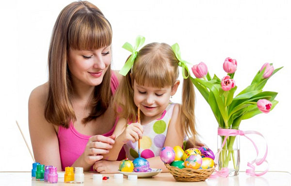 Bright Easter: hoe je je voor te bereiden op de viering met het kind