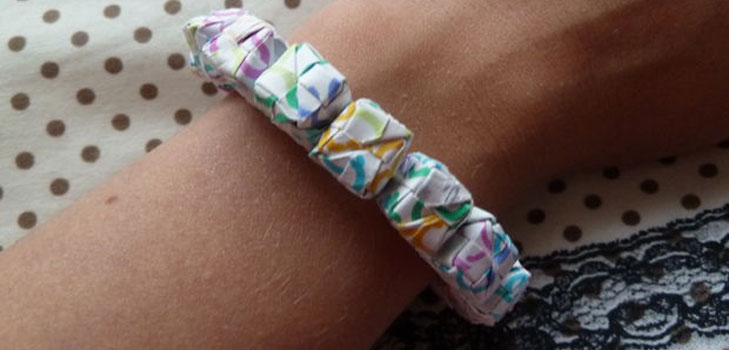 Origami armband van kubussen