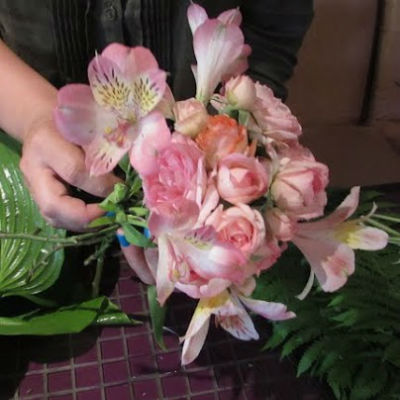 Boeket bloemen met eigen handen