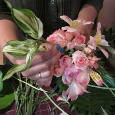 Boeket bloemen met eigen handen