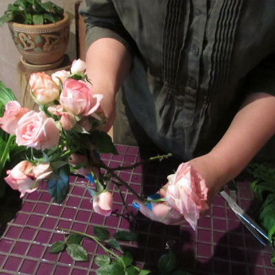Boeket bloemen met eigen handen