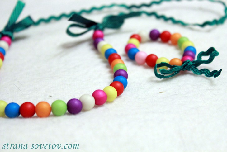 Kinderset: armband en ketting van linten en kralen