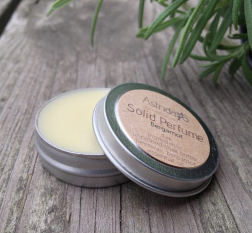 Hoe maak je een huis solide parfum met bergamot