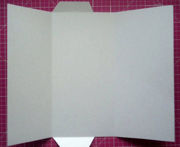 Envelop van papier A4 met uw eigen handen