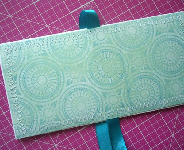 Envelop van papier A4 met uw eigen handen