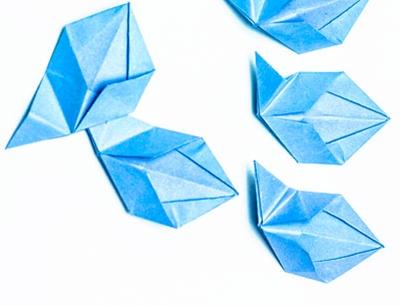 Hoe maak je een origami-bloem met je eigen handen