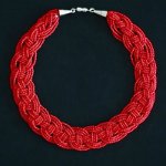 Hoe maak je een ketting van kralen met je eigen handen