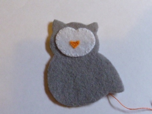 Broche uil van vilt
