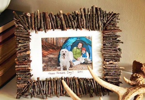 Kartonnen frame met uw eigen handen: originele ideeën voor het inrichten van het huis Kartonnen frame met uw eigen handen: originele ideeën voor het inrichten van het huis