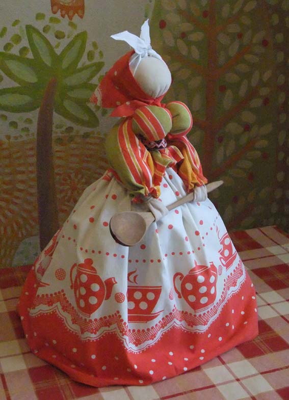 We maken de Maslenitsa-pop met onze eigen handen.