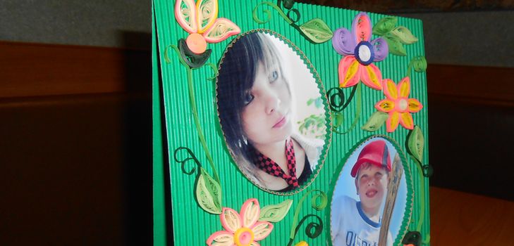 Quilling van het frame voor foto's met uw eigen handen