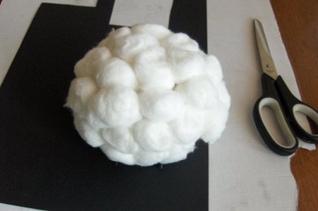 Heerlijk lam van wattenbollen voor het nieuwe jaar