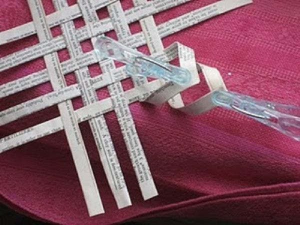 Mooie sneeuwvlokken voor het nieuwe jaar 2017 met hun eigen handen van papier - diagrammen en foto's in fasen. Masterclasses voor kinderen op grote sneeuwvlokken in origamitechniek