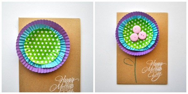 Briefkaart voor Moederdag met eigen handen, masterclasses met foto's voor de kleuterschool en 1-3 cijfers