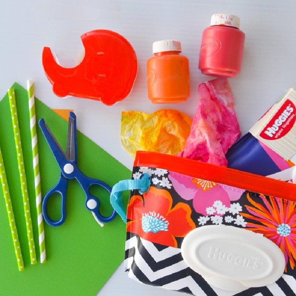 Briefkaart voor Moederdag met eigen handen, masterclasses met foto's voor de kleuterschool en 1-3 cijfers