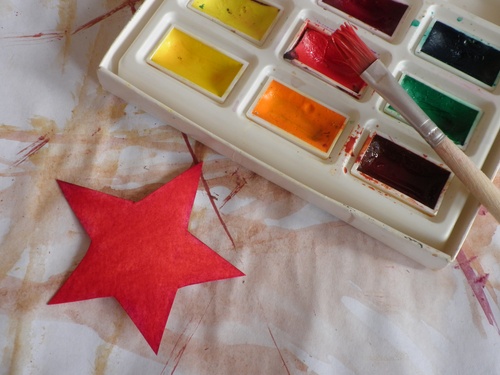 Scrapbooking: een handgemaakt door 9 mei met hun eigen handen op school