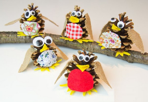 Ambachten "Gifts of Autumn" met hun eigen handen van natuurlijke materialen voor de kleuterschool en op school