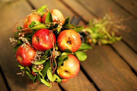 Hijzelf een bloemist: 5 herfstboeketten met groenten en fruit