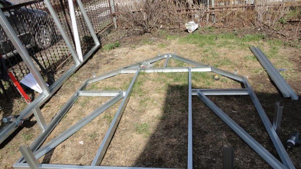 Polycarbonaatkas met eigen handen: blauwdrukken, foto's, video