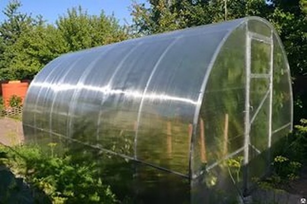 Polycarbonaatkas met eigen handen: blauwdrukken, foto's, video