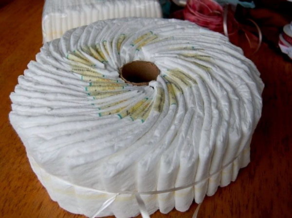 Zelf een cake maken van luiers