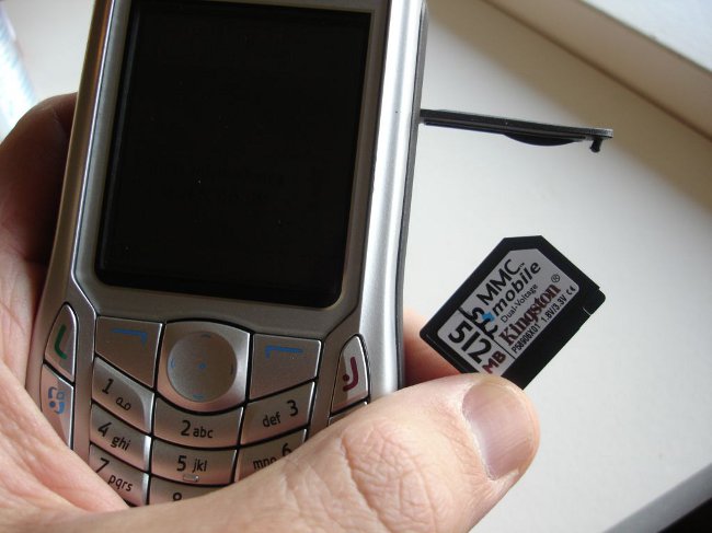 De telefoon ziet de geheugenkaart niet