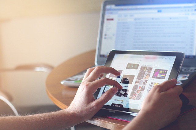 Wat is beter: een tablet of laptop?