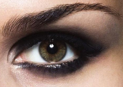 Hoe de ogen meer make-up te maken