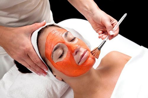Alginate gezichtsmaskers: een nieuwigheid op de markt van cosmetologie