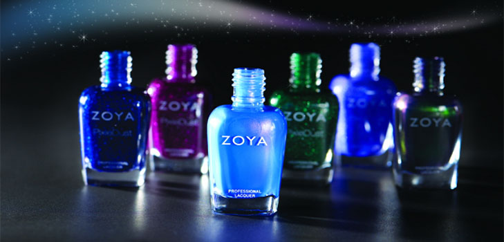 Glitter van edelstenen in de feestelijke collectie vernis Zoya Enchanted 2016-2017