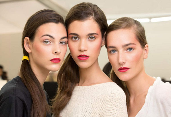 Effectieve make-up op 8 maart: Geheimen van Chanel