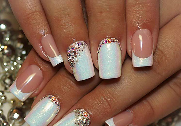 Glitter en Swarovski-stenen als trend van de wintermanicure 2016-2017