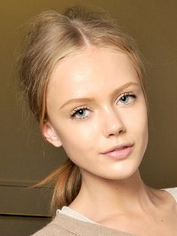 Hoe maak je een natuurlijke make-up? Hoe maak je een natuurlijke make-up?
