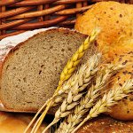 Maskers uit brood