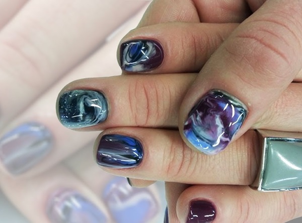 Marmeren manicure met gel-lak