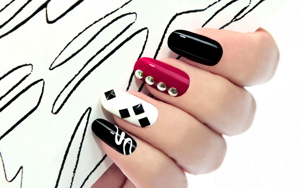 Bijgewerkte klassieker: stijlvolle zomermanicure 2017