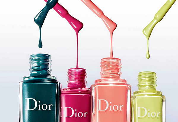 Stout gradiënt in de decoratieve collectie van Dior Color Gradation