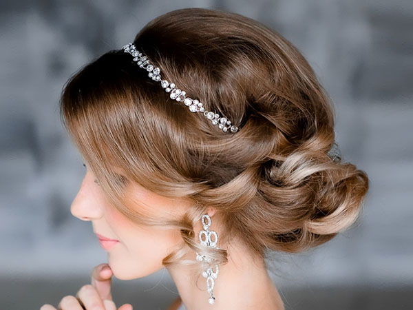 Bandage - een stijlvolle accent feestelijke styling