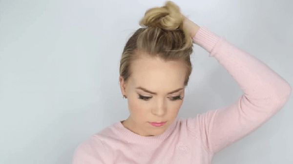 Kapsel voor het nieuwe jaar van de voetzoeker door zijn eigen handen - mode-ideeën voor kort, middellang, lang haar, foto