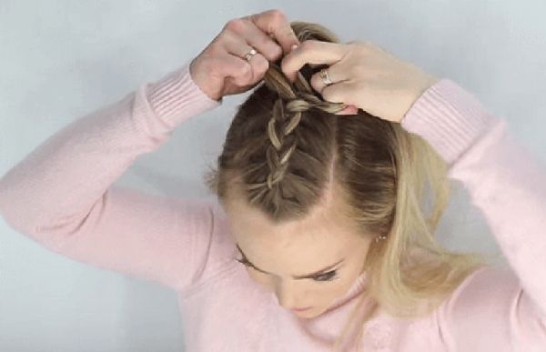 Kapsel voor het nieuwe jaar van de voetzoeker door zijn eigen handen - mode-ideeën voor kort, middellang, lang haar, foto