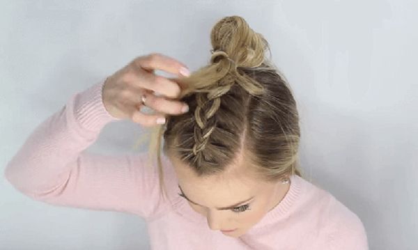 Kapsel voor het nieuwe jaar van de voetzoeker door zijn eigen handen - mode-ideeën voor kort, middellang, lang haar, foto