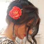 Haarstijlen met bloemen 2013
