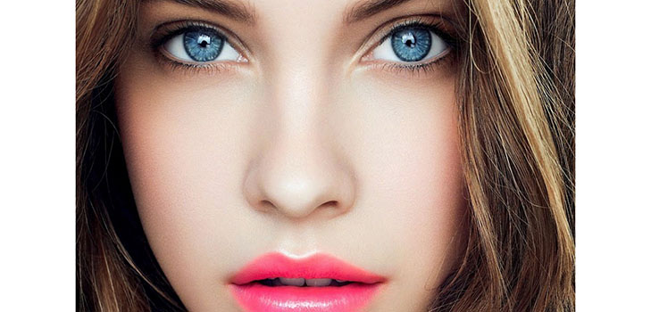 Dodelijke wapens: technieken van sensuele make-up voor een date