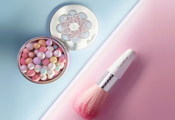 Luxe glans: decoratieve collectie Guerlain Meteorites Happy Glow 2017