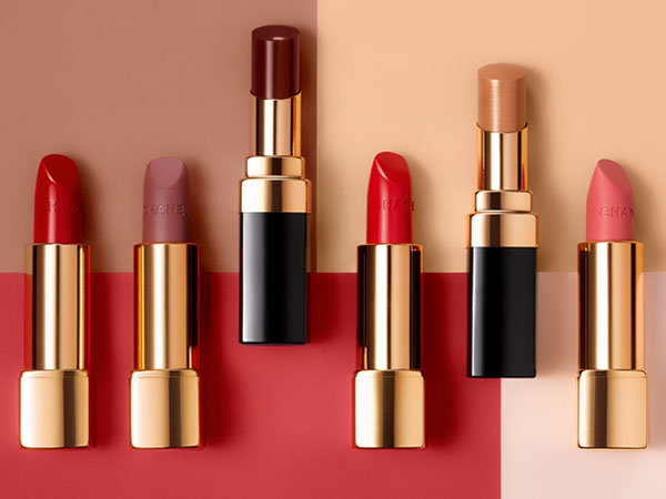 Geheime codes Chanel: voorjaarscollectie van make-up Coco Codes