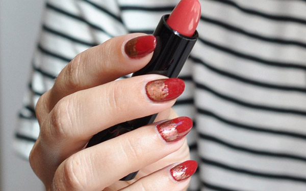 Top 4 heldere ideeën voor zomermanicure