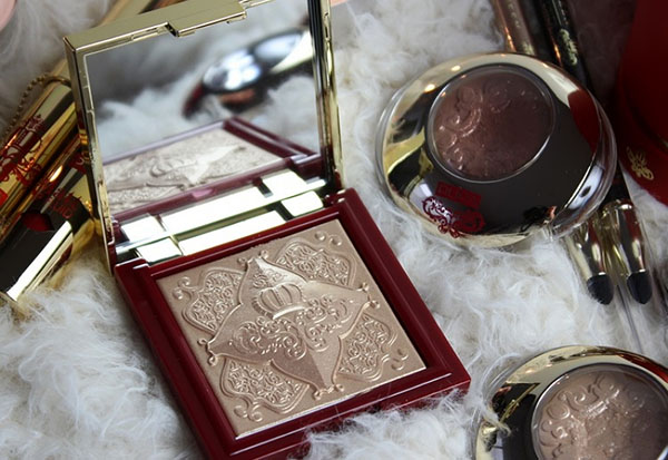 Triumph of the Queen: decoratieve collectie Pupa Red Queen Holiday 2016-17